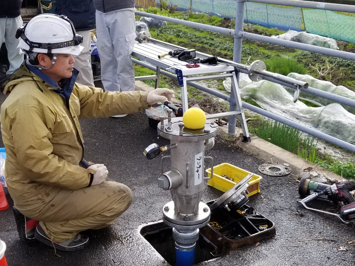 上水道管の特殊洗管（SCOPE工法）を実施致しました