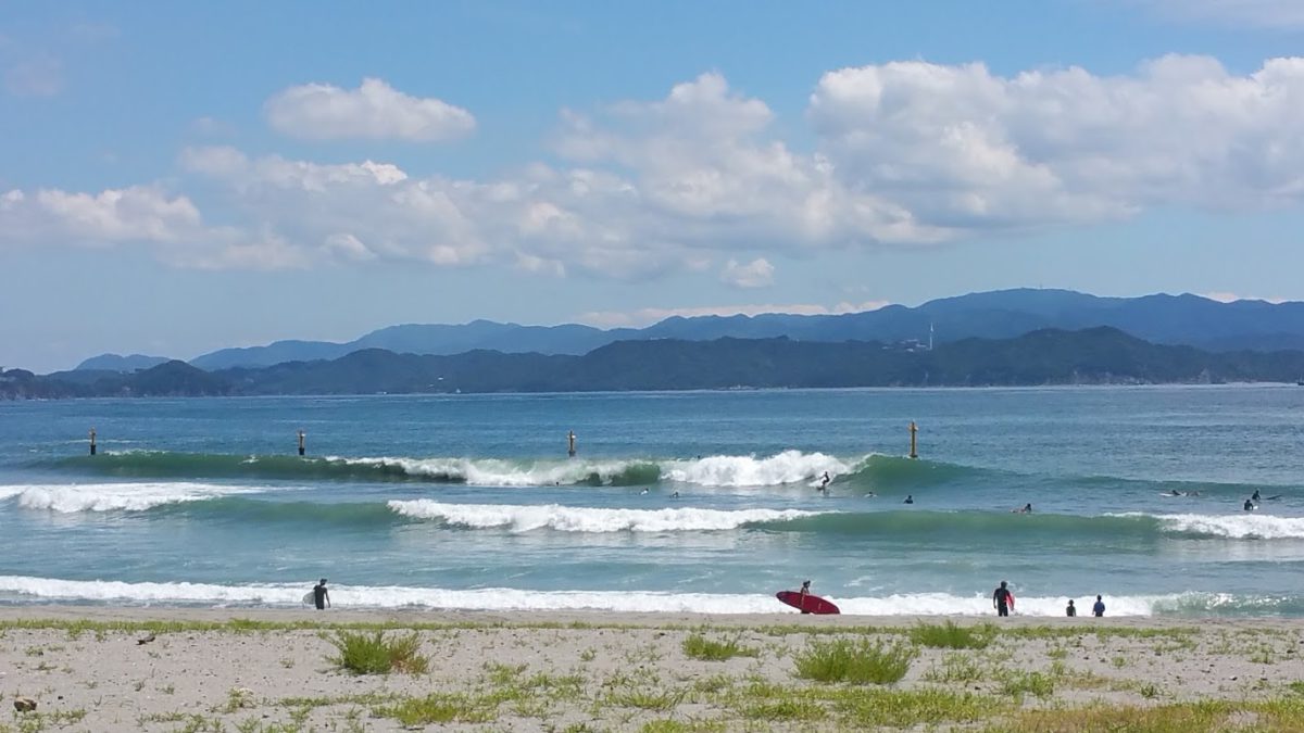 サーフィンの季節がやってきました